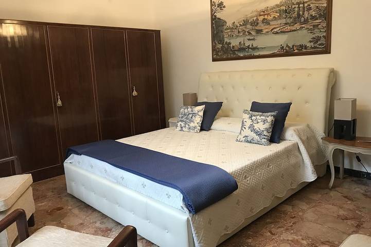 Casa Adriana con giardino privato all'interno di una Villa storica in Lastra a Signa, Provincia di Prato