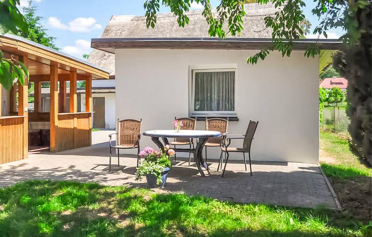 Ferienhaus für 3 Personen, mit Terrasse in Benz - 2