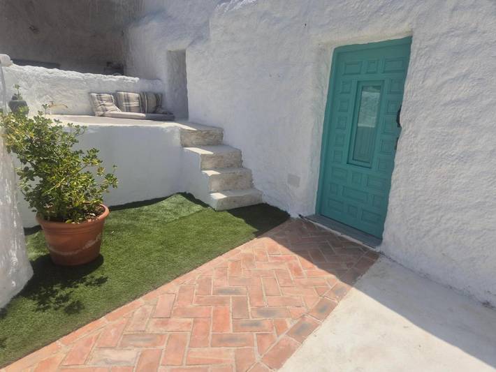 Apartamento para 6 personas, con Balcón y Terraza además de Jardín y Vistas en Guadix