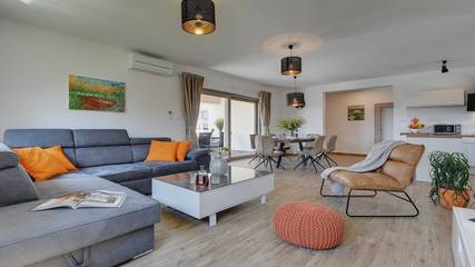 Villa for 6 People in Pula-Medulin, Pula, Photo 4