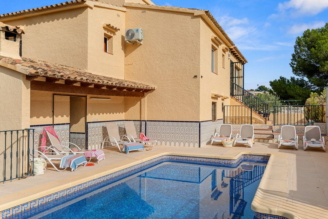 Villa Marperla - Plusholidays in Calpe, Costa Blanca
