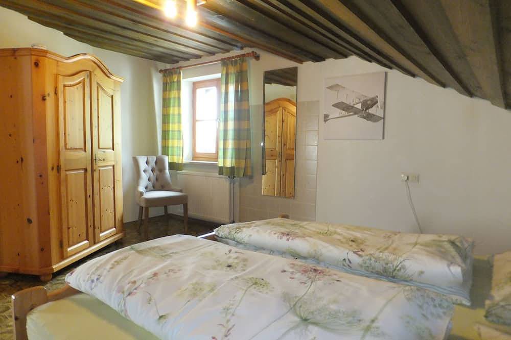 Ganze Wohnung, Ferienwohnung Chiemgau Waging am See in Waging am See, Rupertiwinkel