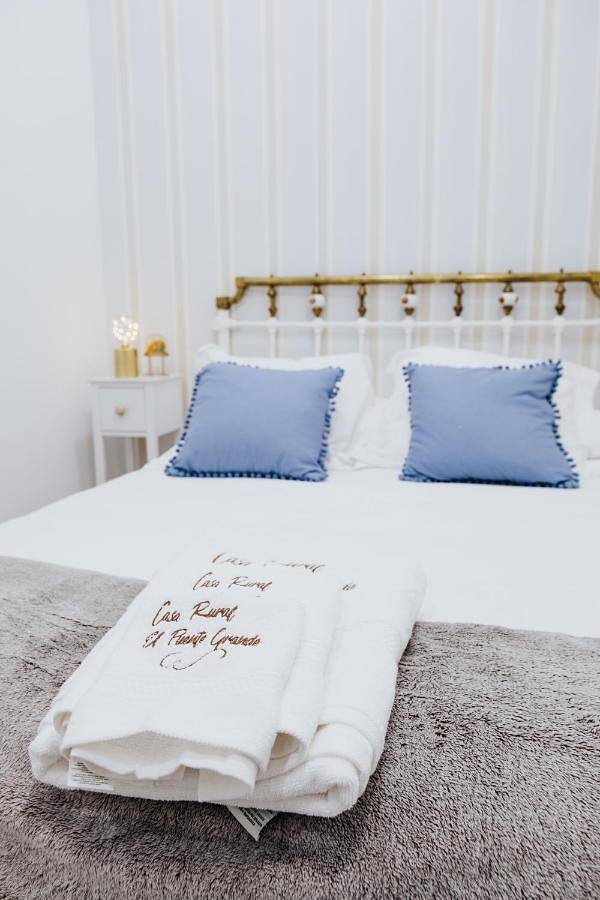 Casa rural para 9 personas, con piscina además de vistas y jardín en Navahermosa - 3