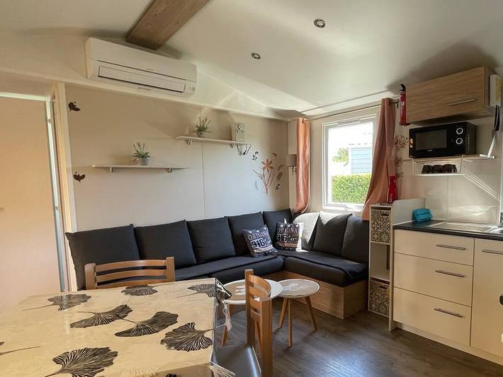 Tour Opérateur et particuliers sur camping Les Charmettes -  Funpass non inclus - Mobilheim 4 personen - Cc 921 - 32m2 - 2 Ch - Klima - Waschmaschine in Les Mathes, Côte de Beauté