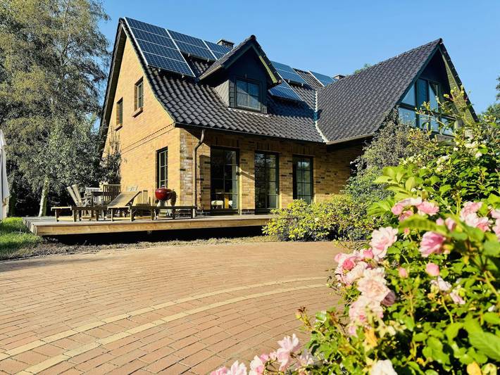 Ferienhaus für 6 Personen, mit Terrasse und Garten