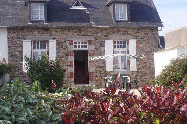 Gîte pour 6 personnes, avec Terrasse et Jardin dans Plage de Launay