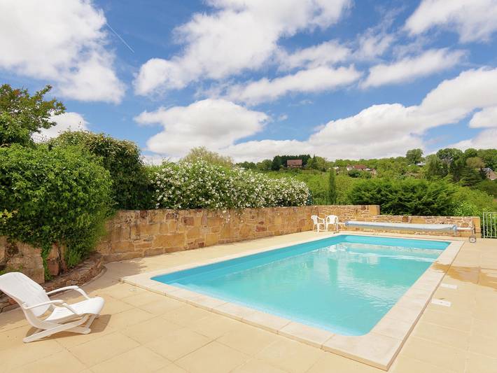 Gîte pour 4 personnes, avec terrasse et piscine en Dordogne - 2
