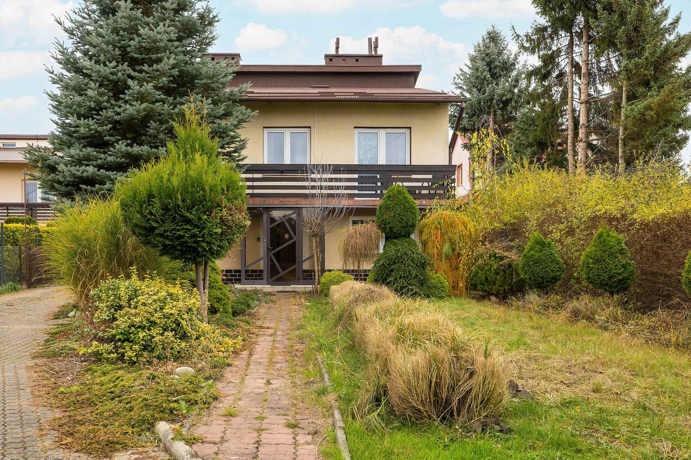 Ganze Wohnung, Wojtyły 253 Rzeszów | Large Apartment with Garden, 4 Parking Spaces, 3 Desks and Bathtub in Rzeszów, Karpatenvorland