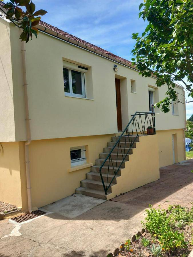 Gîte pour 2 personnes, avec terrasse et jardin à Cosne-Cours-sur-Loire - 2