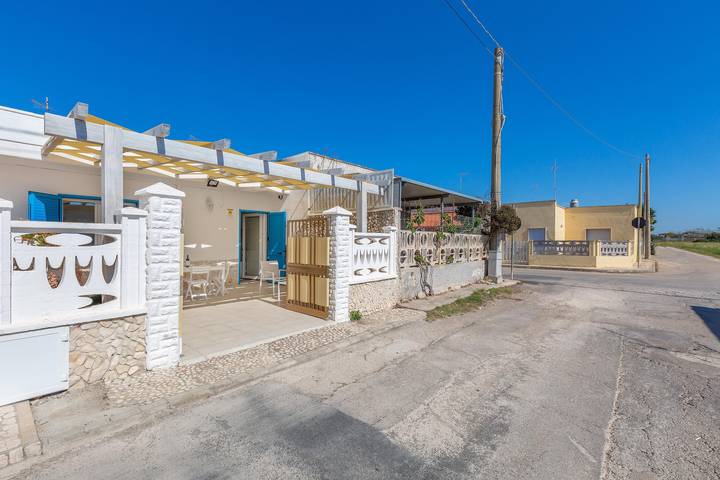 BnB für 6 Personen in Torre Lapillo