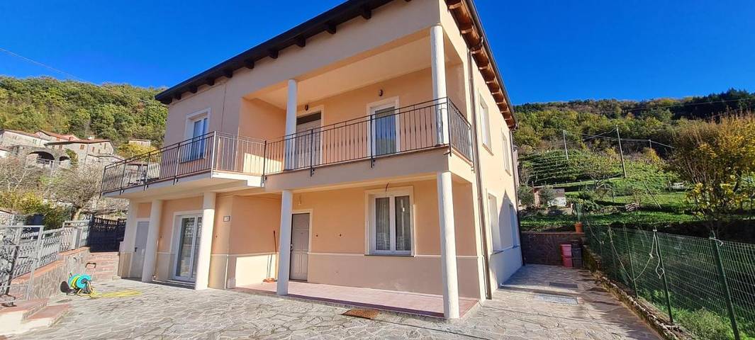 Appartamento vacanze per 4 persone, con panorama e giardino - 1
