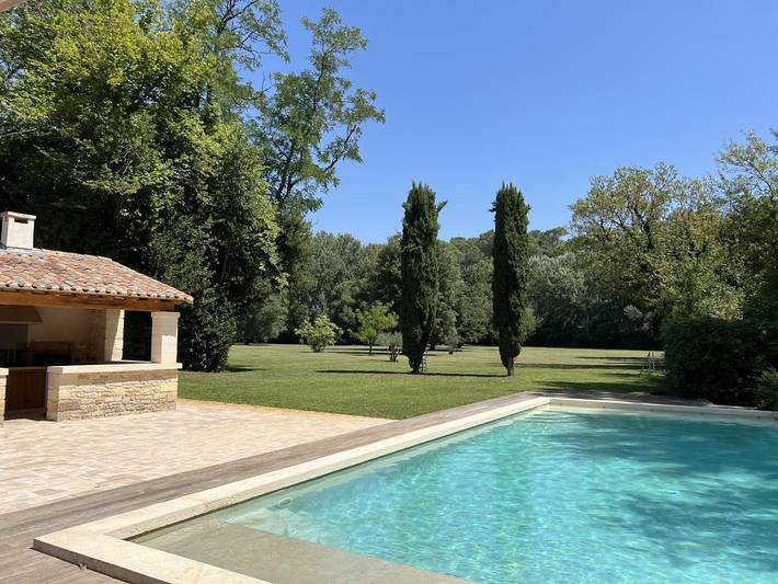 Chambre d’hôte pour 4 personnes, avec Terrasse et Jacuzzi ainsi que Jardin et Piscine à Uzès - 2