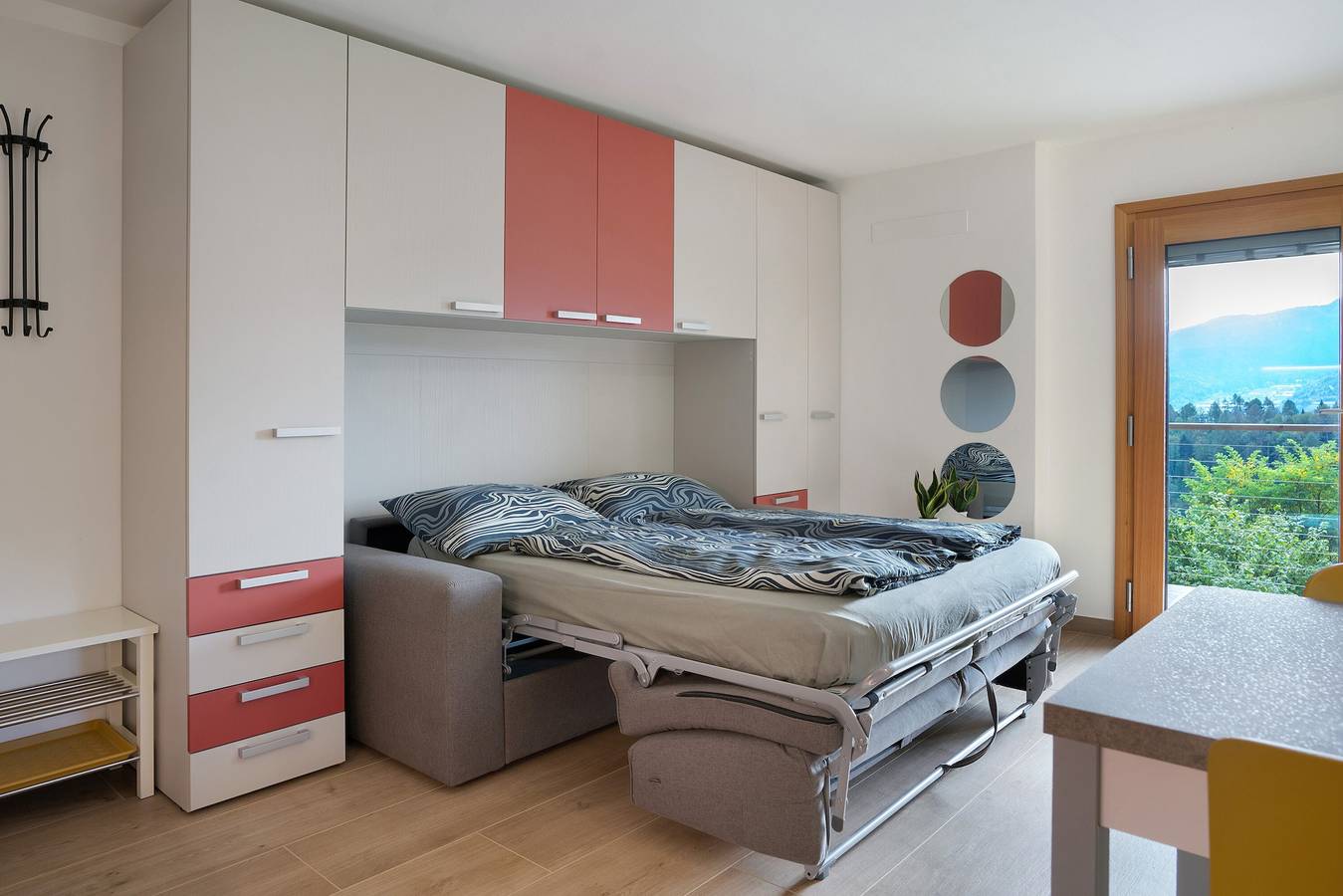 Studio-appartement 'Maso Plocech App Vacanze' met uitzicht op het meer, privétuin en wifi, foto 10