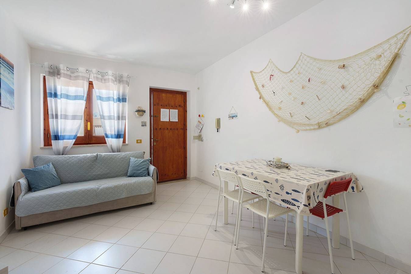 Appartement entier, Appartement 'Casa Perla Blu' avec vue sur la montagne, Wi-Fi et climatisation in San Vito Lo Capo, Province de Trapani