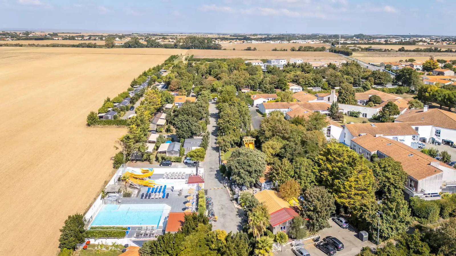 Mobil-home Or 3 Pièces 4 Personnes + Tv in L'Houmeau, Région de La Rochelle