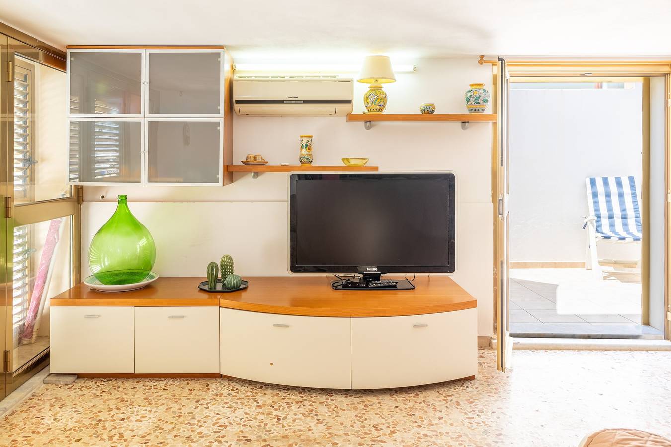 Appartamento intero, Appartamento 'Mi Casa Es Tu Casa - Cantina Giulia' con terrazza privata, Wi-Fi e aria condizionata in Scicli, Provincia di Ragusa