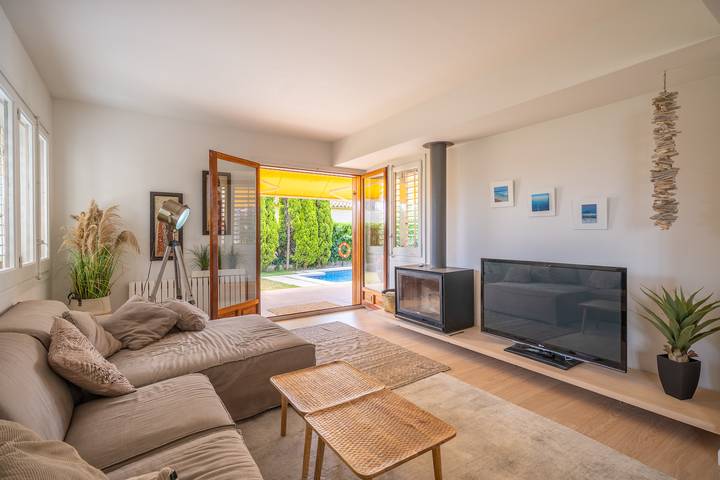Casa rural para 8 personas, con Terraza y Jardín en Ventalló - 4