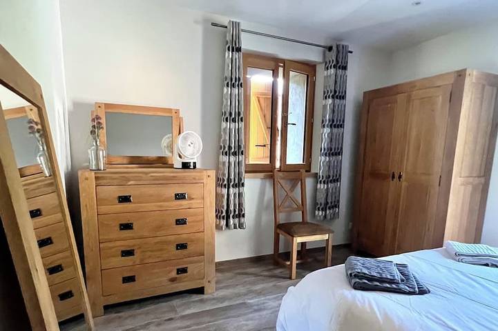 Gîte pour 4 personnes, avec jardin à Marlens - 4