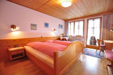 Pension pour 3 personnes, avec balcon ainsi que jardin et vue à Oberstdorf
