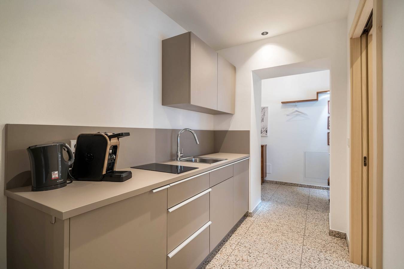 Ganze Wohnung, Ferienwohnung "Domus Faber 4" mit Bergblick, Gemeinschaftsterrasse und Wlan in Meran, Texelgruppe