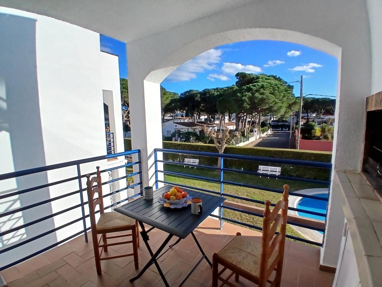 Entire vacation apartment, Lovely flat with pool and terrace. Hutg-006152 in l'Escala, Upper Empordà