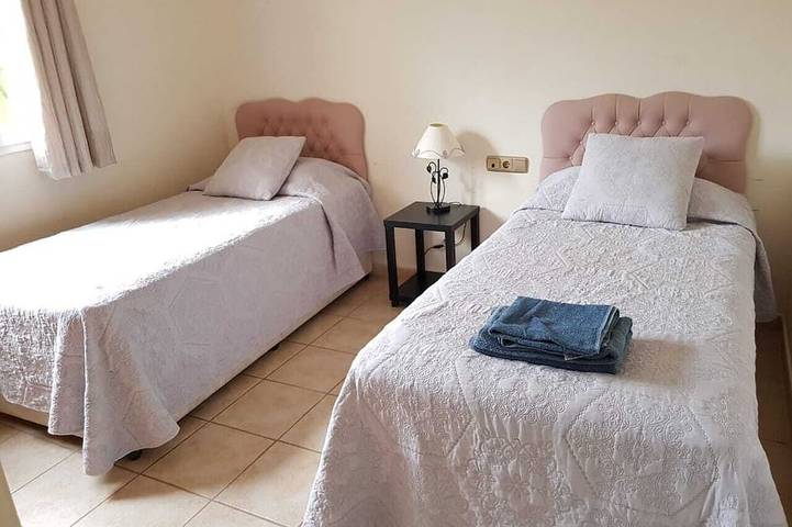 Tranquilo hogar lejos de casa con piscina privada climatizada y jacuzzi in Antigua, Fuerteventura