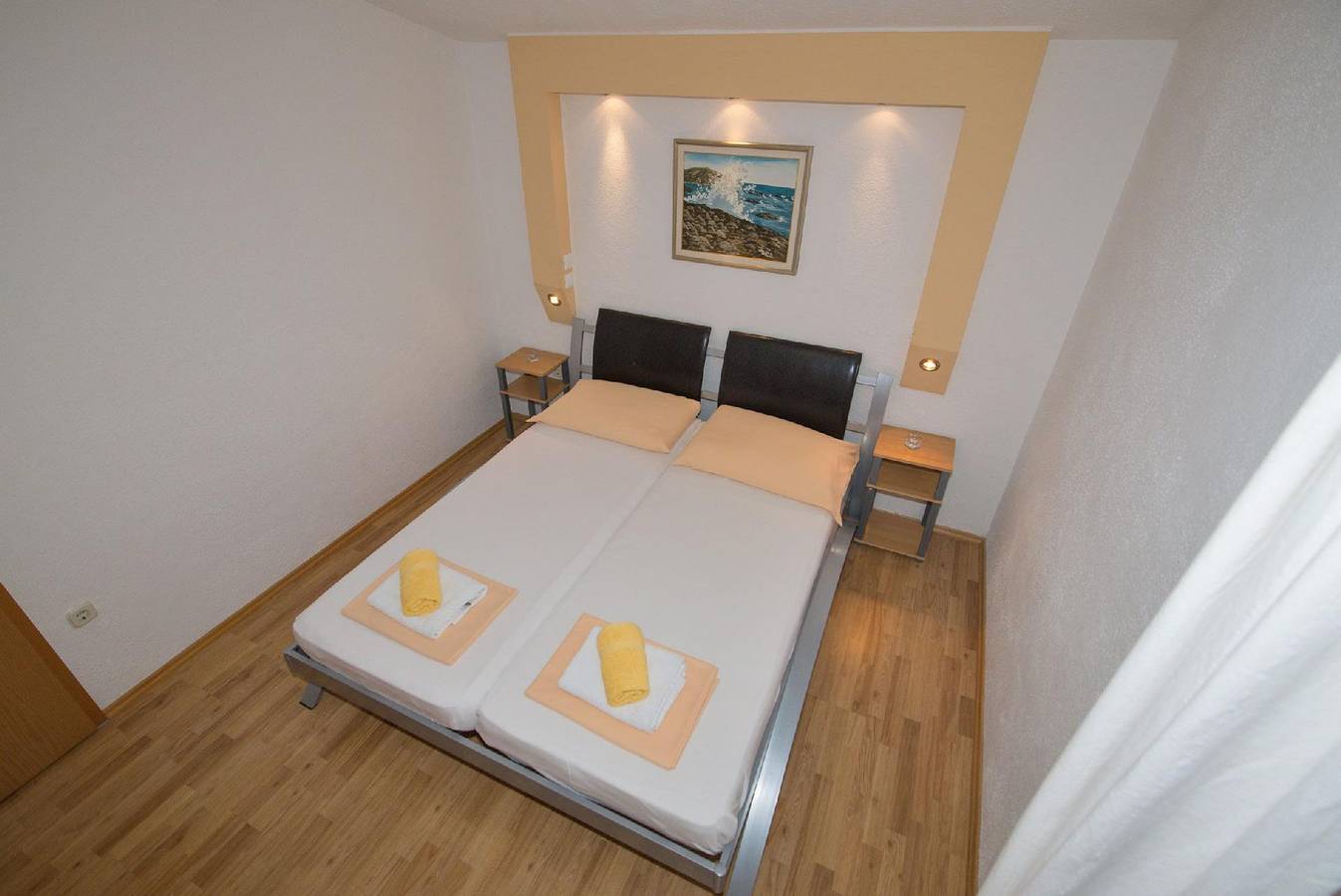 Ganze Ferienwohnung, Ferienwohnung für 5 Personen mit Garten in Baska Voda, Makarska Riviera