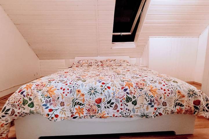 Ferienwohnung für 2 Personen, mit Balkon in Weinheim - 2