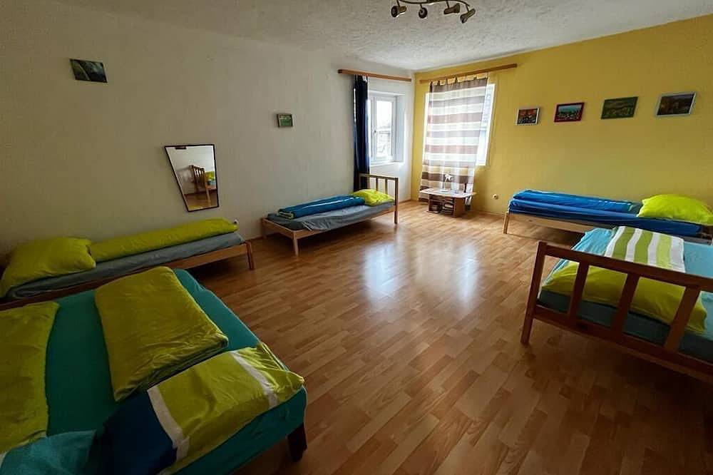 Ganze Wohnung, Gemütliche Wohnung im Erholungsgebiet, zentrumsnah in Klagenfurt am Wörthersee, Klagenfurt-Villach