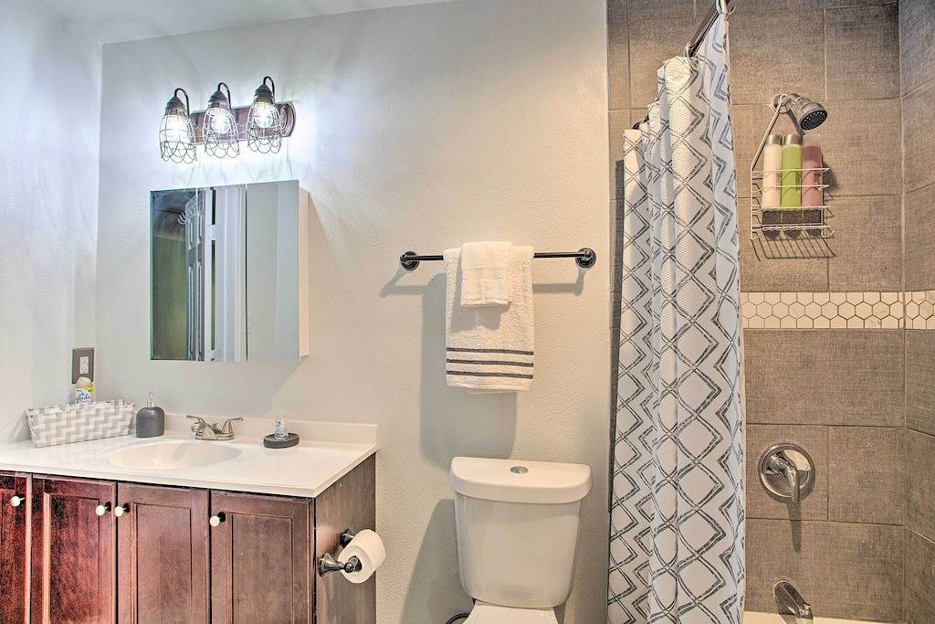 5 Mi to Dtwn: Family-Friendly Fort Worth Home in Fort Worth, Tarrant County