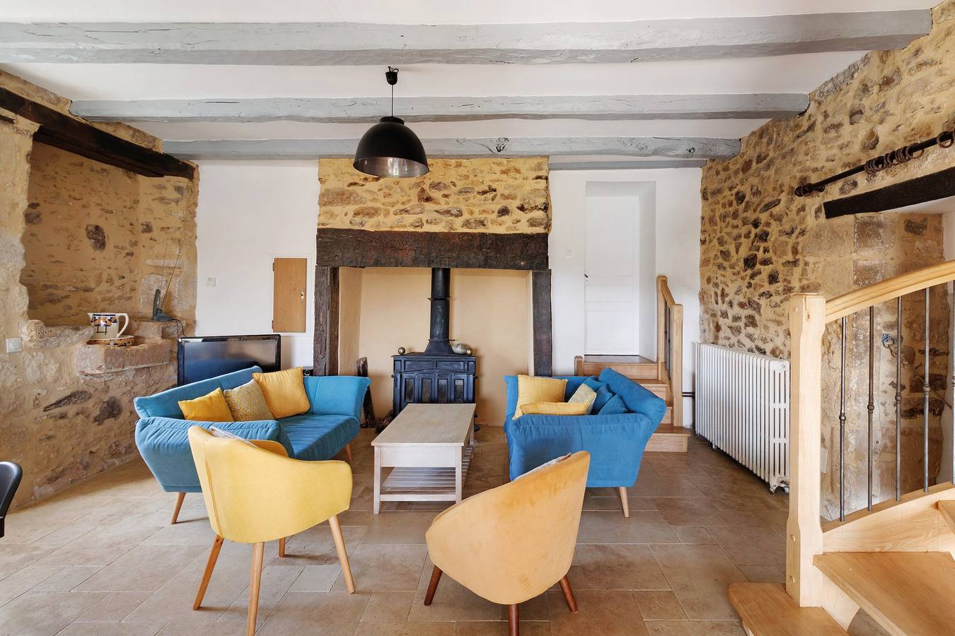 Casa de férias "Gîte 10 a 12 pessoas com piscina" e Wi-Fi in Saint-Avit-Rivière, Périgord Pourpre