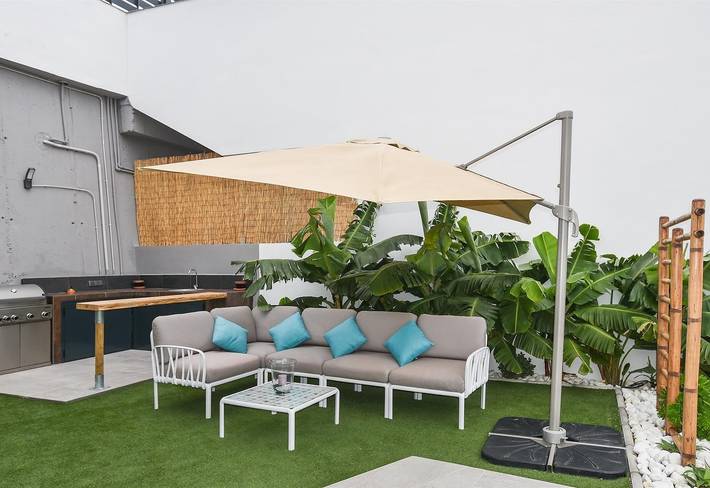 Luxury Villa Celeste Spa Retreat mit Meerblick, Bergblick, Pool, Wi-Fi, Klimaanlage und Terrasse in Torrox Costa, Torrox