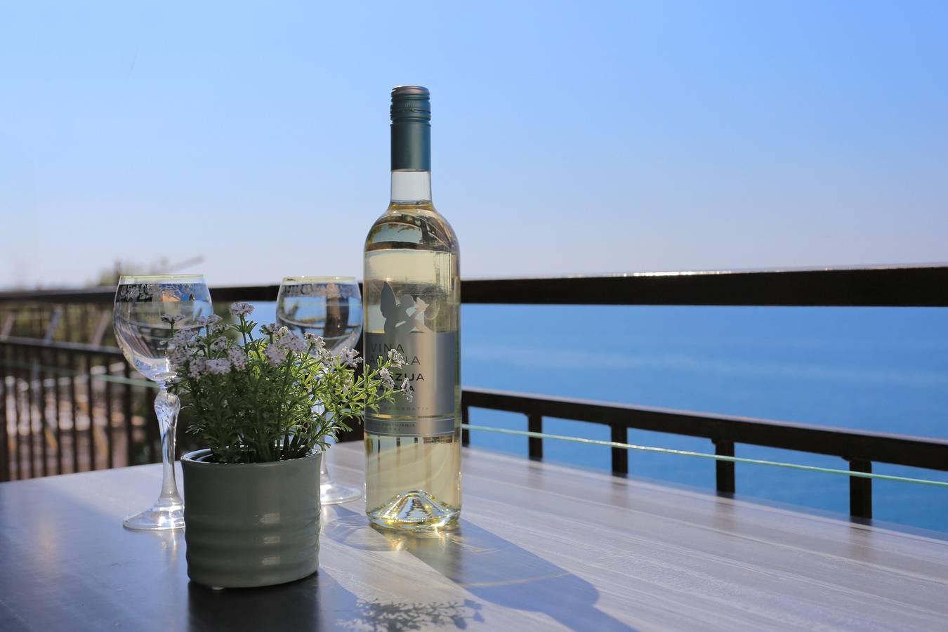 Ganze Wohnung, Studio flat with balcony and sea view Brela, Makarska As-2718-b in Brela, Makarska Riviera