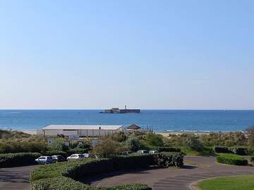 Gîte pour 4 personnes, avec jardin et vue ainsi que balcon et piscine dans Plage Richelieu