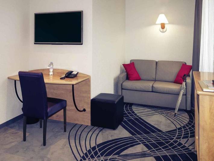Hôtel pour 3 personnes, avec jacuzzi et sauna ainsi que piscine et terrasse, animaux acceptés