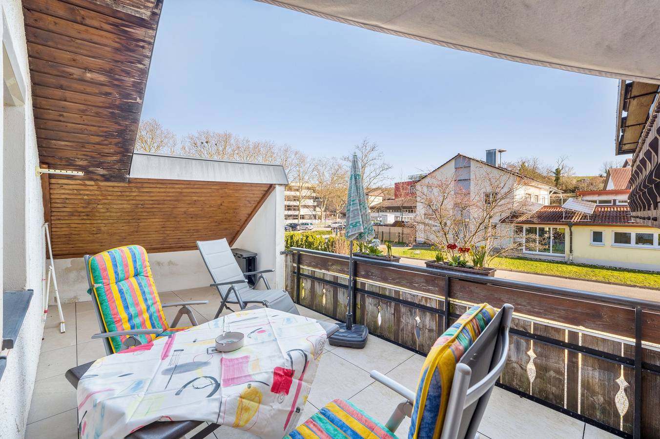 Appartement entier, Appartement '5' avec jardin partagé, balcon et Wi-Fi in Endingen am Kaiserstuhl, Endingen