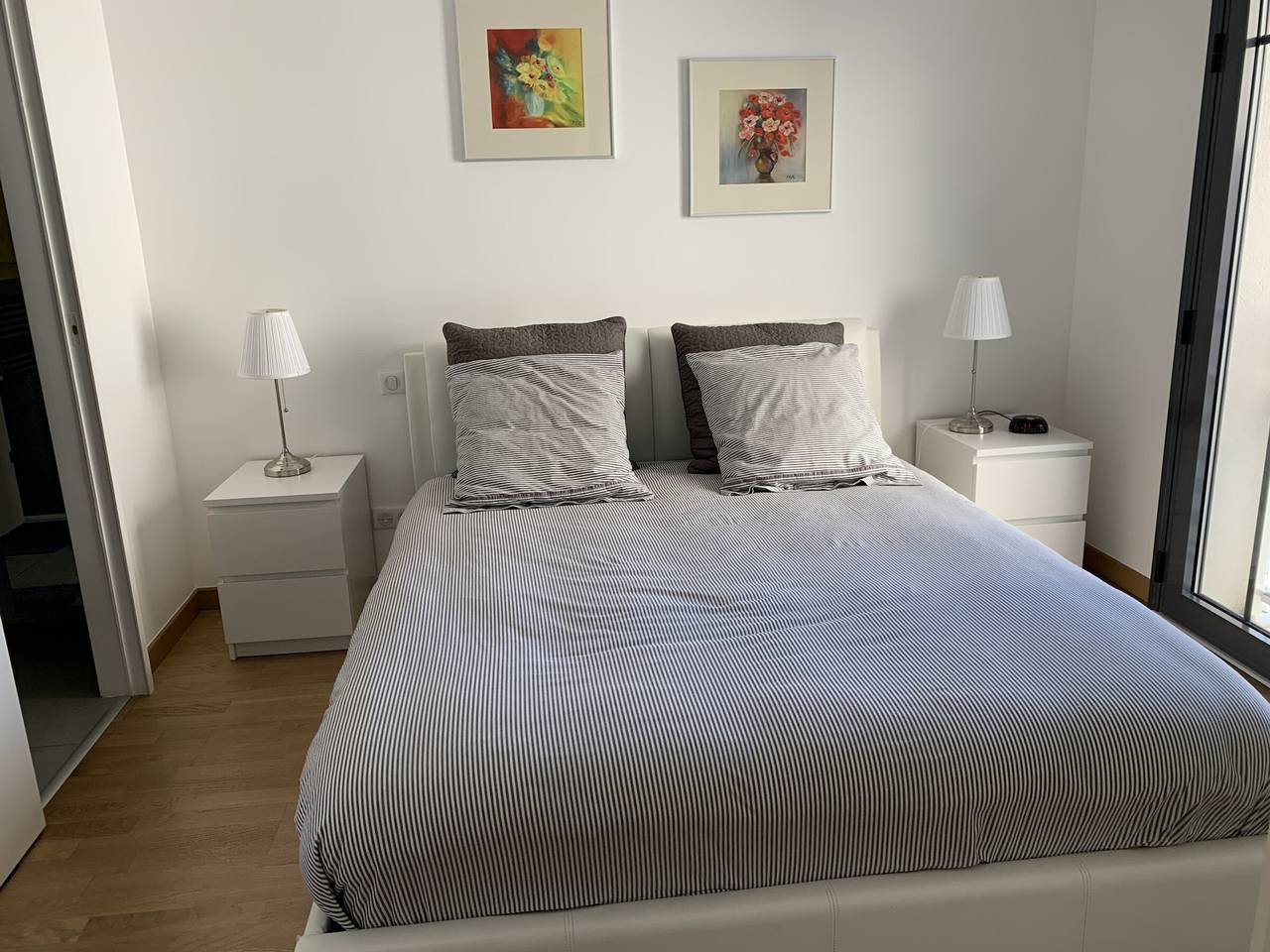 Entire apartment, Charming Central 2Br Apartment with Terrace, Parking, and Wifi in Arcachon in Arcachon, Arcachon region