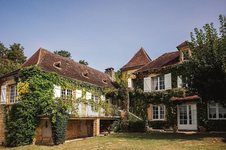 Location de vacances pour 8 personnes, avec jardin à Bézenac