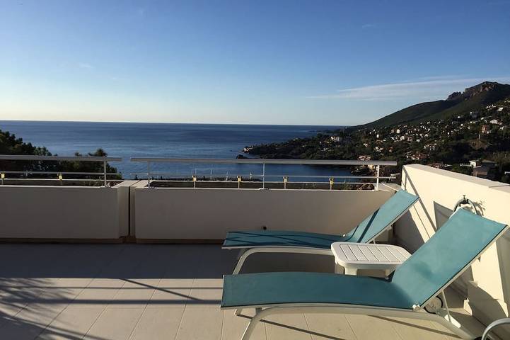 Holiday apartment for 4 people, with garden and pool as well as terrace - 1