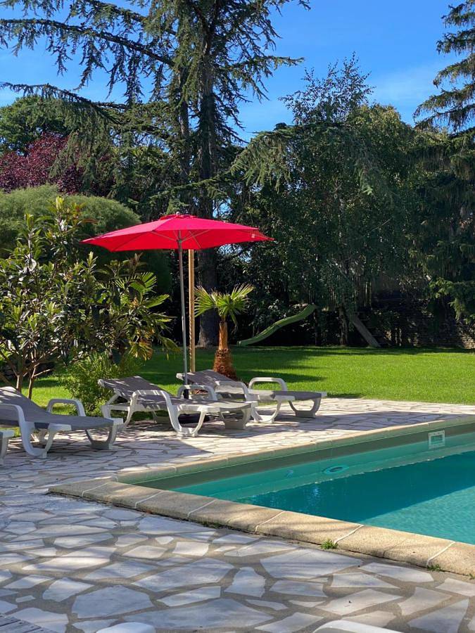 Chambre d’hôte pour 12 personnes, avec piscine ainsi que jardin et vue au Parc Naturel Régional du Marais poitevin - 3