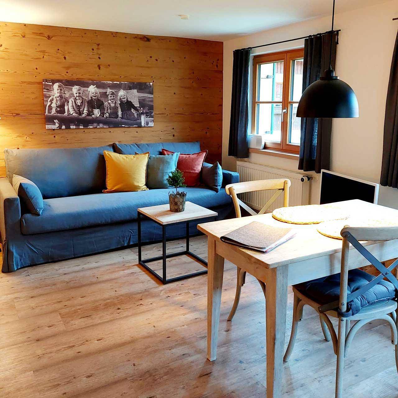 Entire holiday apartment, Ferienwohnung klein - 45 qm - 1 Schlafzimmer in Bad Oberdorf, Bad Hindelang