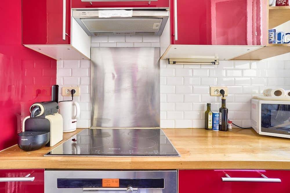 Rent Individual Room in shared apartment in Parigi, Ile-de-France