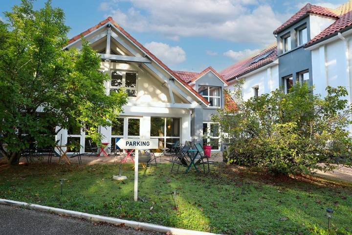 Hôtel pour 4 personnes, avec jardin