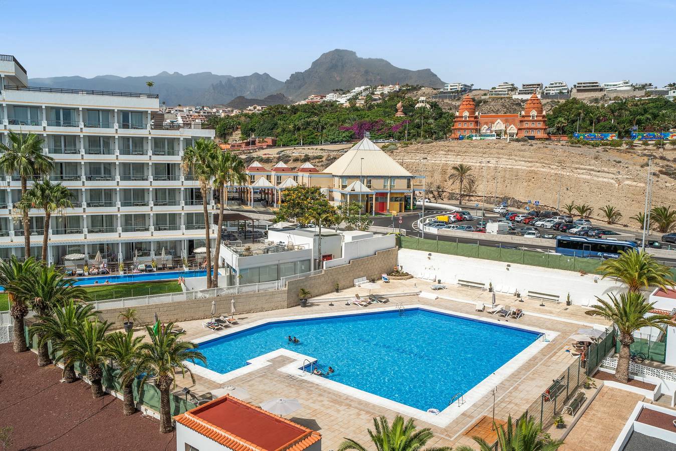 Entire apartment, Fantastic 1-Bedroom Apartment with Sea Views, Pool, and Air Conditioning in Playa de Troya, Adeje
