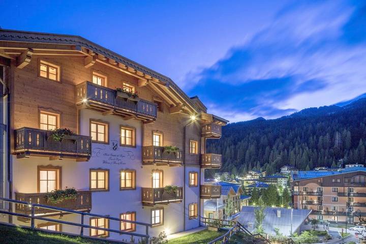 Hotel per 2 persone, con Balcone e Idromassaggio nonché Terrazza e Giardino a Madonna di Campiglio
