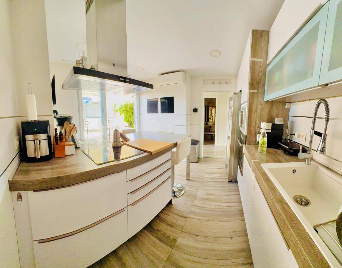 Four-Bedroom House in Rivas-Vaciamadrid, Área Metropolitana de Madrid