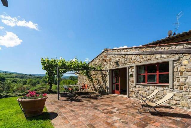 Location de vacances pour 4 personnes, avec jardin ainsi que vue et piscine à Greve In Chianti - 3