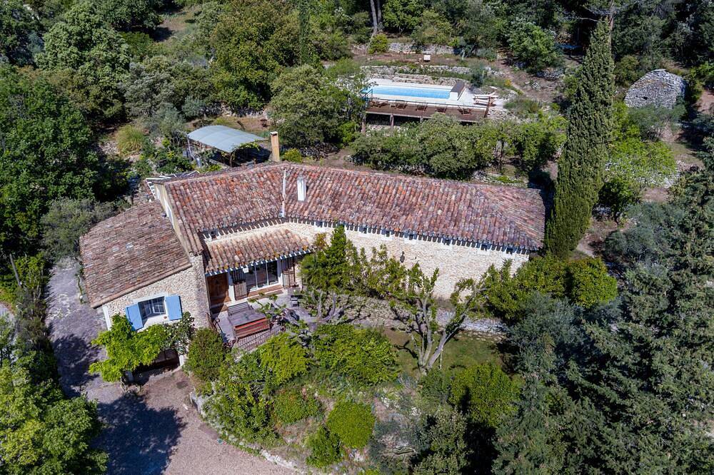 Charming dry-stone house, perfect holidays in Saumane-de-Vaucluse, Vaucluse