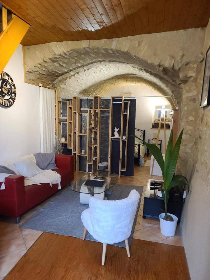 Two-Bedroom House in Saint-Maurice (Puy-de-Dôme), Parc Naturel Régional Livradois-Forez