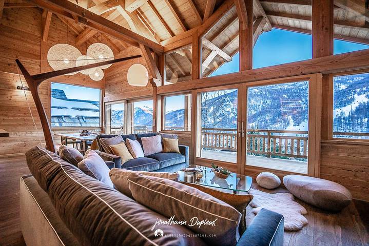 Chalet pour 12 personnes, avec terrasse et jardin dans Serre Chevalier